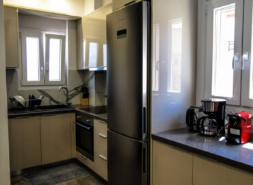 The Kitchen | GoldenDay I